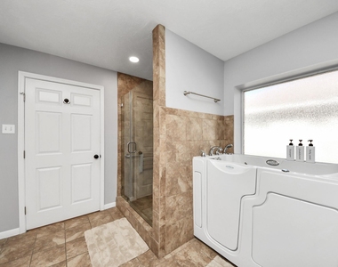 12711 Laurel Bank Way - Photo Thumbnail 39