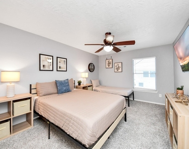 12711 Laurel Bank Way - Photo Thumbnail 18