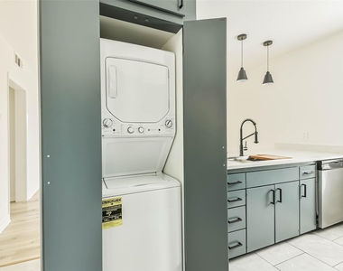 5922 Fairdale Lane - Photo Thumbnail 14