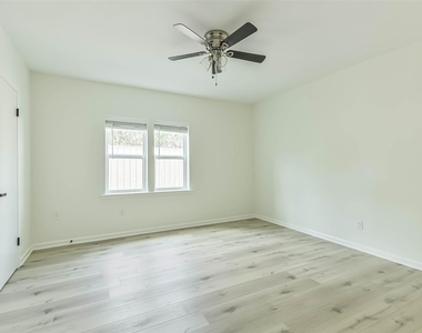 5922 Fairdale Lane - Photo Thumbnail 18