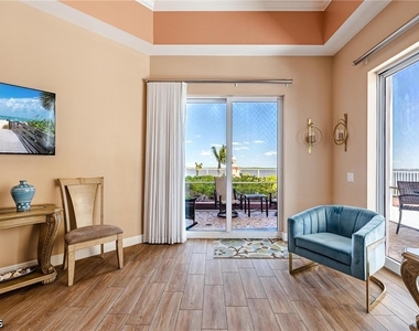 2745 1st Street - Photo Thumbnail 2
