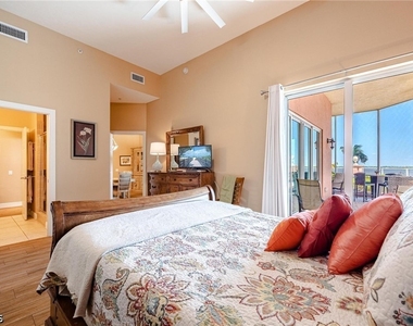 2745 1st Street - Photo Thumbnail 9