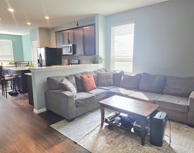 17806 Juneberry Seed Street - Photo Thumbnail 3