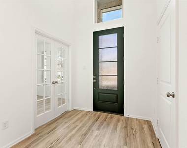 7594 Angels Landing Lane - Photo Thumbnail 2