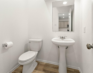 7594 Angels Landing Lane - Photo Thumbnail 27