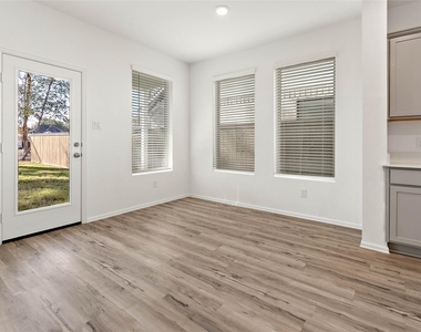 7594 Angels Landing Lane - Photo Thumbnail 9