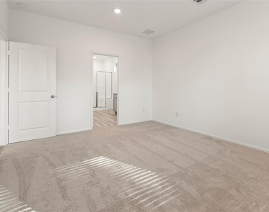 7594 Angels Landing Lane - Photo Thumbnail 13