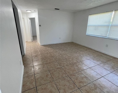 2148 Dora Street - Photo Thumbnail 6