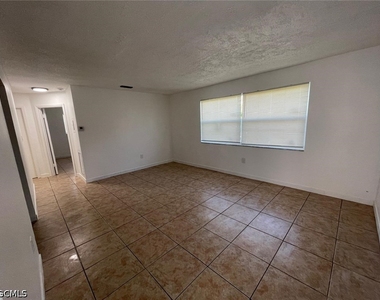 2148 Dora Street - Photo Thumbnail 7