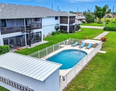 1203 Sw 48th Terrace - Photo Thumbnail 34