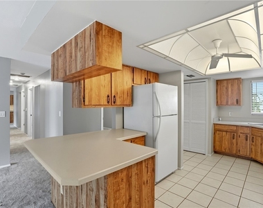 1203 Sw 48th Terrace - Photo Thumbnail 11
