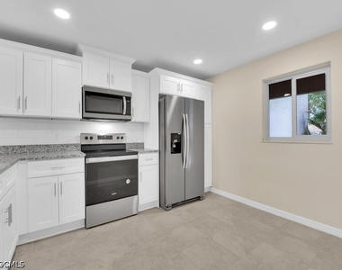 16560 Partridge Place Road - Photo Thumbnail 1