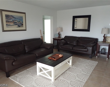 2585 3rd Street - Photo Thumbnail 5