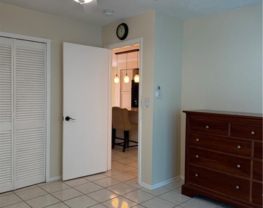 4969 Vincennes Street - Photo Thumbnail 14