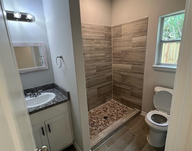 230 Northlawn - Photo Thumbnail 25