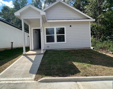 230 Northlawn - Photo Thumbnail 34