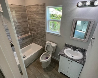 230 Northlawn - Photo Thumbnail 31
