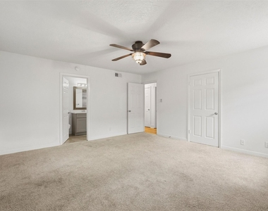 1219 Wisterwood Drive - Photo Thumbnail 18