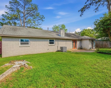 1219 Wisterwood Drive - Photo Thumbnail 25