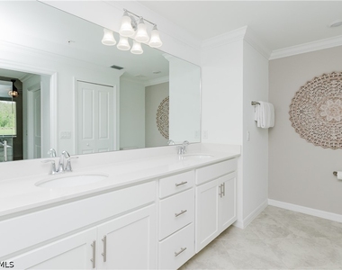 6023 Ellerston Circle - Photo Thumbnail 37