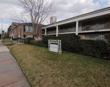 2101 Fountain View Drive - Photo Thumbnail 1