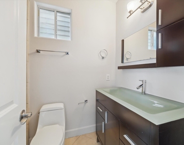 3041 Clinton Drive - Photo Thumbnail 5