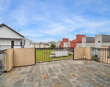 3041 Clinton Drive - Photo Thumbnail 22