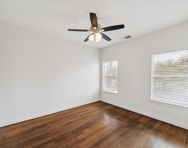 3041 Clinton Drive - Photo Thumbnail 20