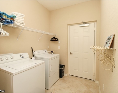 9054 Capistrano Street N - Photo Thumbnail 28
