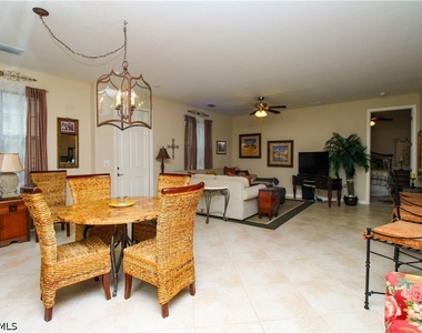 9054 Capistrano Street N - Photo Thumbnail 11