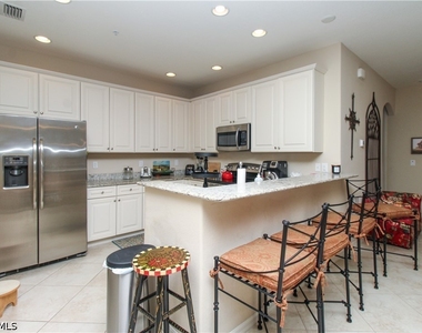 9054 Capistrano Street N - Photo Thumbnail 12