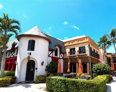 9054 Capistrano Street N - Photo Thumbnail 35