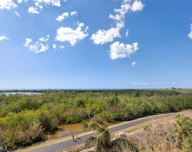 6849 Grenadier Boulevard - Photo Thumbnail 32