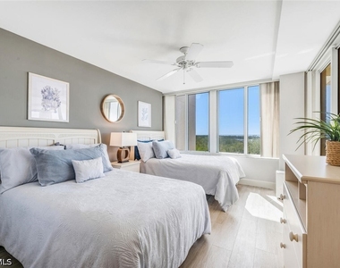 6849 Grenadier Boulevard - Photo Thumbnail 22