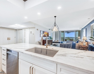 6849 Grenadier Boulevard - Photo Thumbnail 11
