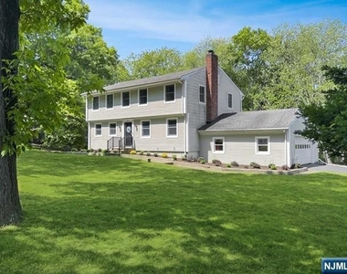 204 Deerfield - Photo Thumbnail 1