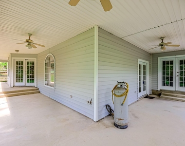 8 Vick Road - Photo Thumbnail 32