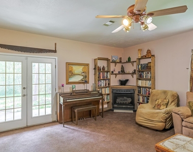 8 Vick Road - Photo Thumbnail 6