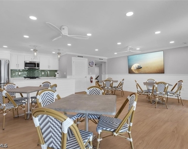 3200 Gulf Shore Boulevard N - Photo Thumbnail 22