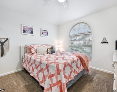 6453 Autumn Woods Boulevard - Photo Thumbnail 27