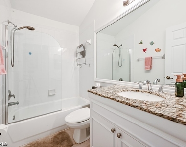 6453 Autumn Woods Boulevard - Photo Thumbnail 26