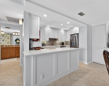 3443 Gulf Shore Boulevard N - Photo Thumbnail 9