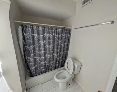 9017 Rue Cambon Street - Photo Thumbnail 5