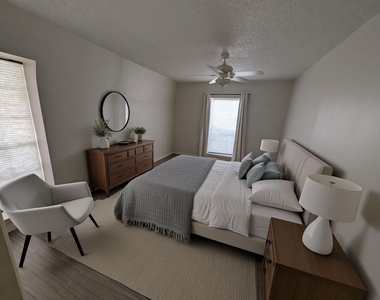9017 Rue Cambon Street - Photo Thumbnail 3