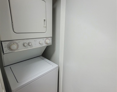 7250 W Greens Road - Photo Thumbnail 13