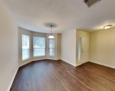 2219 Shady Pine Drive - Photo Thumbnail 1