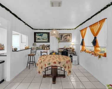 10007 Kirkbluff Drive - Photo Thumbnail 6