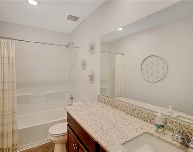 14032 Amelia Drive - Photo Thumbnail 8