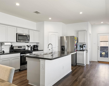 5455 Desert Glen Dr - Photo Thumbnail 12