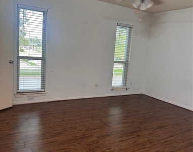 1413 Bonanza Road - Photo Thumbnail 34